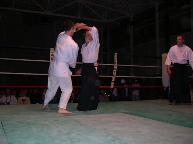 aikido0_20090426_2045198085